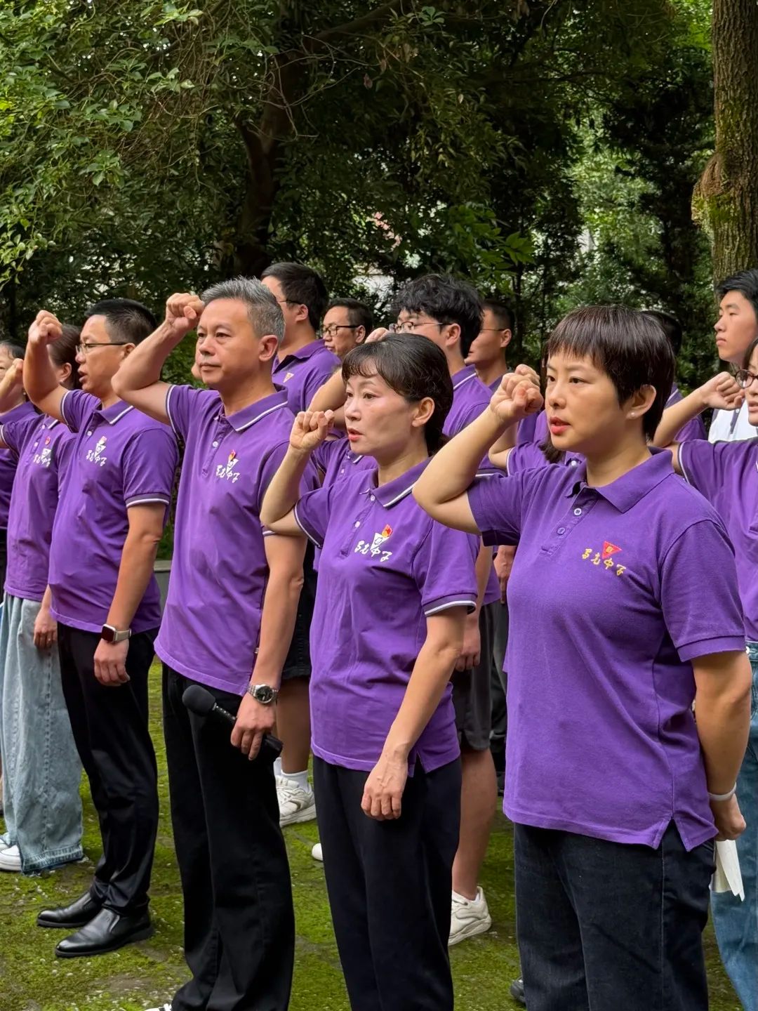 图片2 图片2