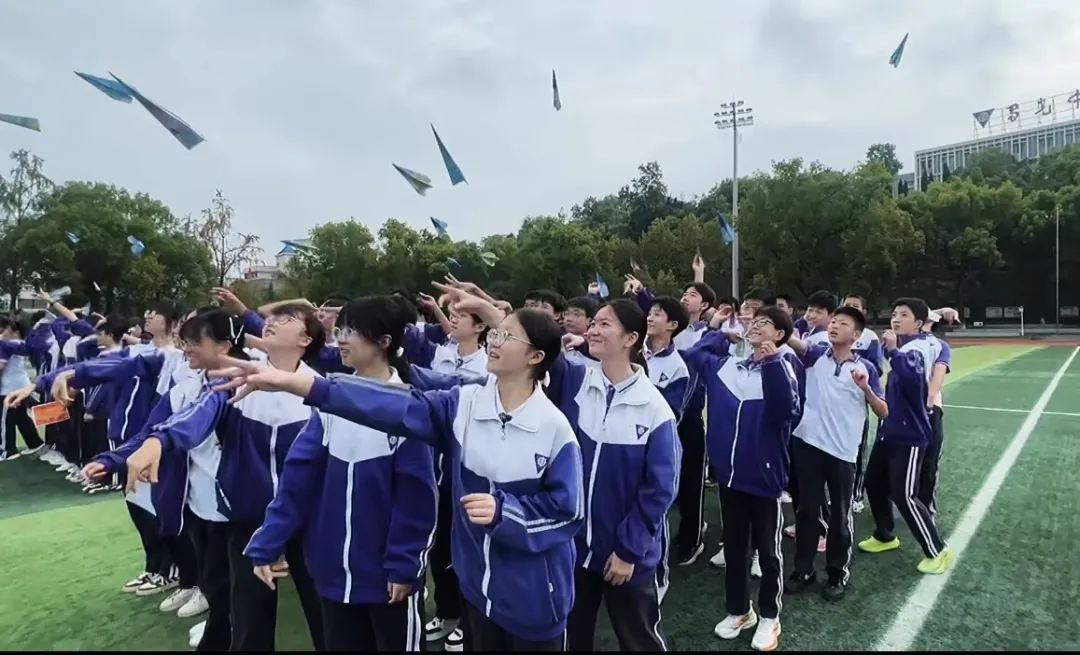 图片18 图片18
